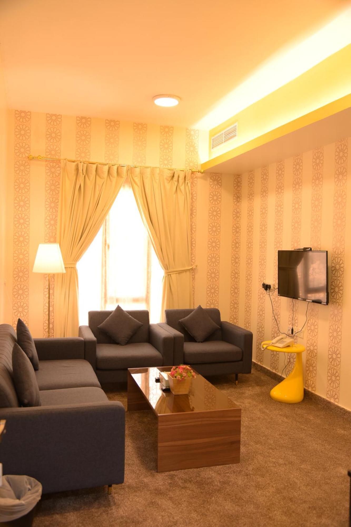 Dahlia Hotel Apartment Riggae Kuwait City Exterior foto